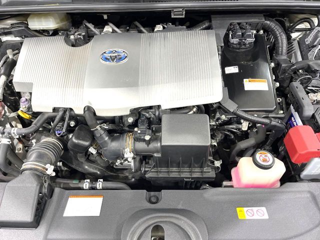 PRIUS 4WD