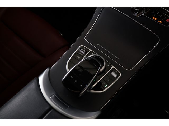 MERCEDES BENZ C class sedan