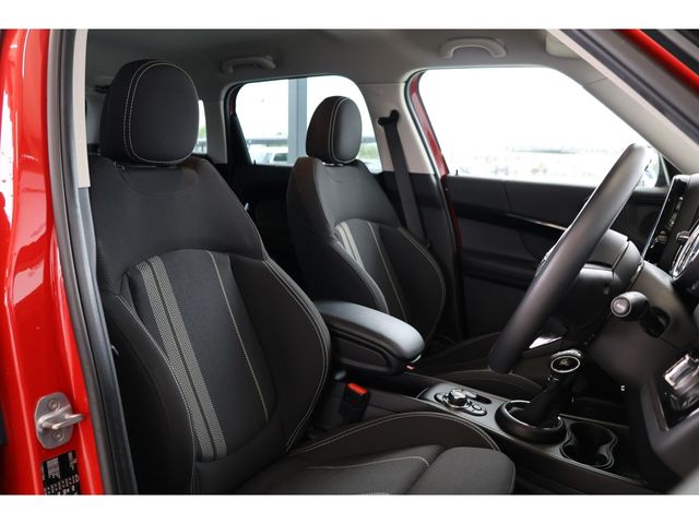 BMW MINI COOPER SD CROSSOVER