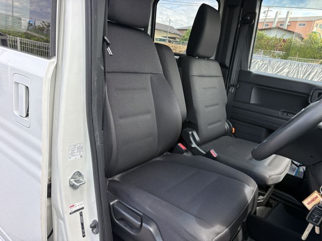 N-VAN