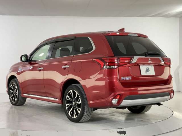 OUTLANDER PHEV