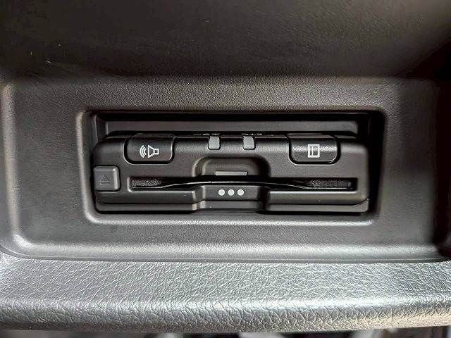 CARAVAN van 2WD