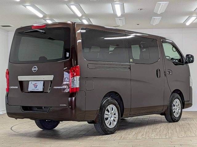 CARAVAN van 2WD
