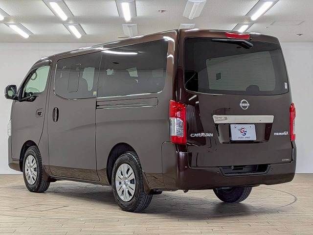 CARAVAN van 2WD
