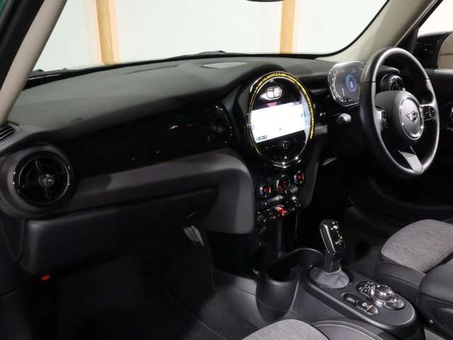 MINI COOPER 5DOOR
