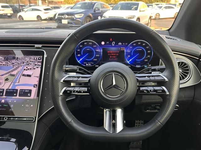 MERCEDES BENZ EQE