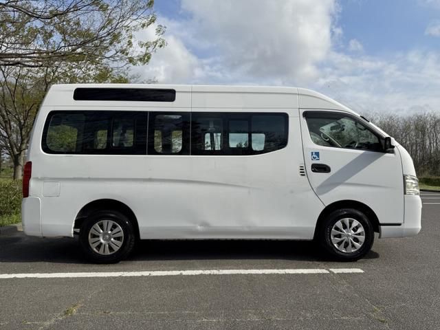 NV350 CARAVAN 4WD
