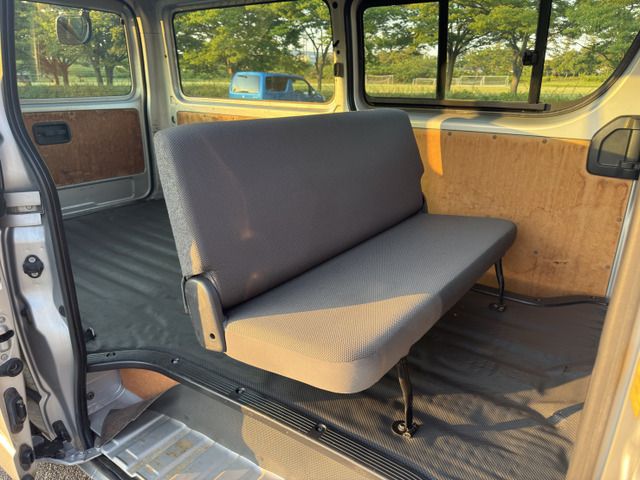 HIACE van 4WD