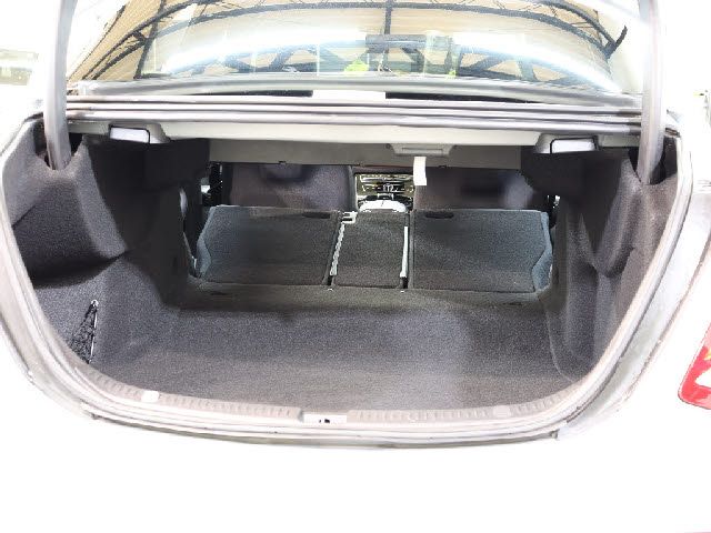 MERCEDES BENZ E class sedan
