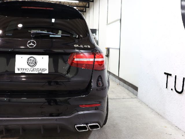 MERCEDES AMG GLCclass