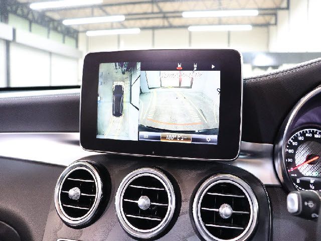 MERCEDES AMG GLCclass