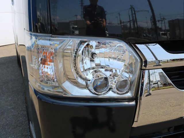 HIACE van 4WD