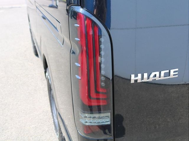 HIACE van 4WD