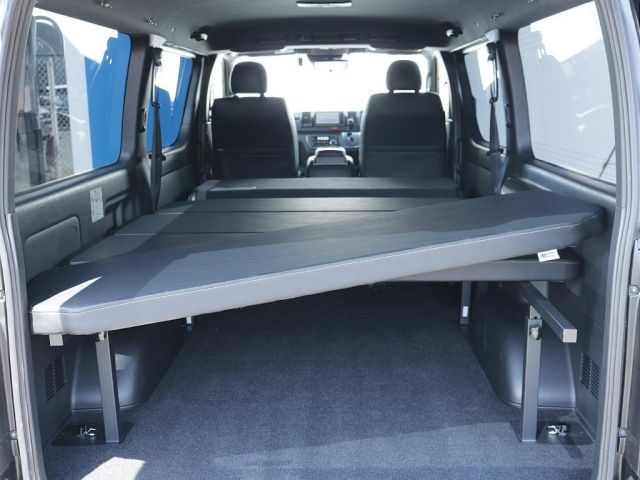 HIACE van 4WD