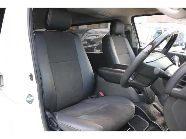 HIACE van 4WD