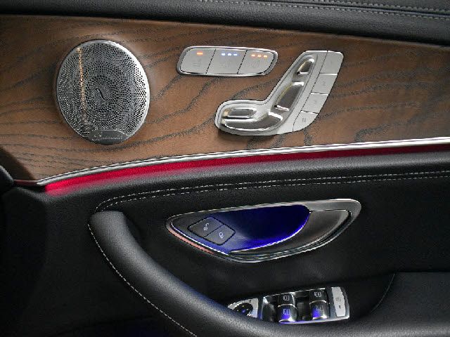 MERCEDES BENZ E class sedan