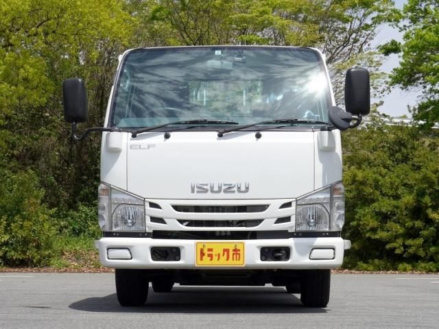 エルフ