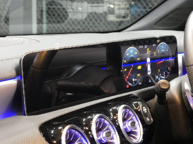 MERCEDES BENZ CLA class