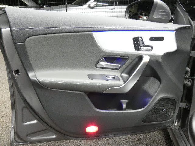 MERCEDES BENZ CLA class