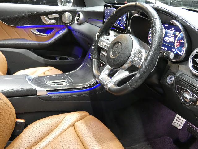 MERCEDES AMG GLC-class