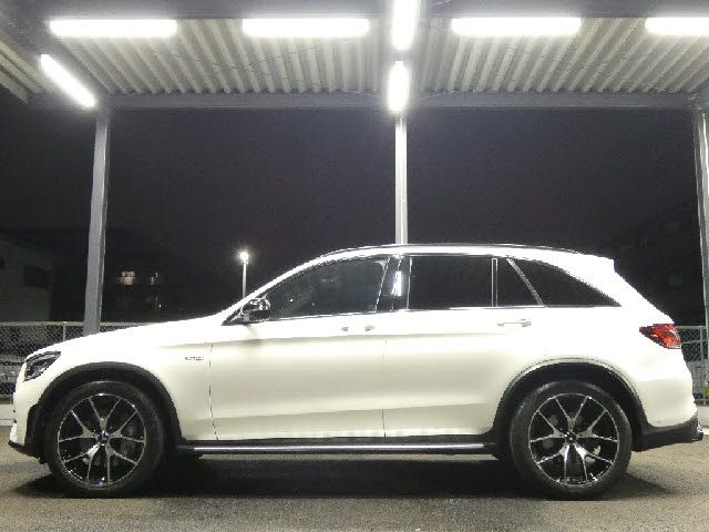 MERCEDES AMG GLC-class