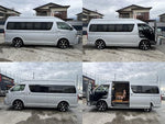 REGIUSACE 2WD van