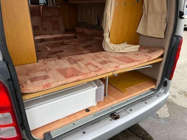 REGIUSACE 2WD van