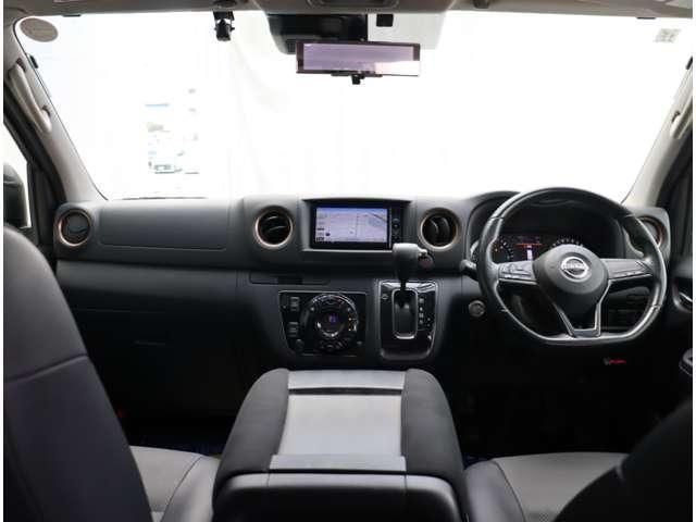 CARAVAN van 4WD