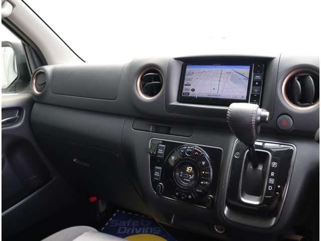 CARAVAN van 4WD