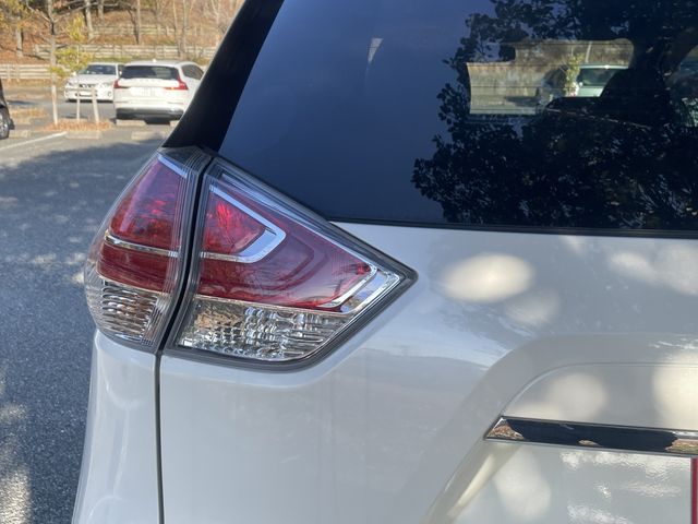 X-TRAIL 2WD