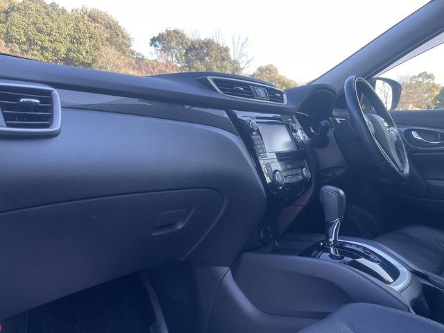 X-TRAIL 2WD