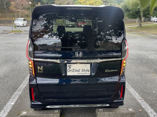 N-BOX CUSTOM