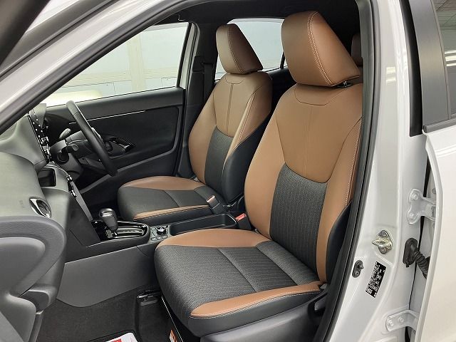 YARIS CROSS HYBRID