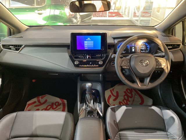 COROLLA TOURING HYBRID 4WD