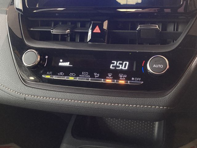 COROLLA TOURING HYBRID 4WD