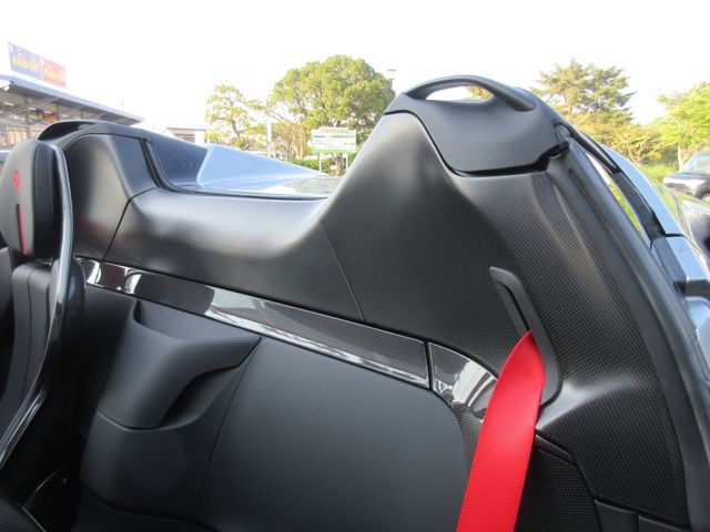FERRARI SF90 Spider