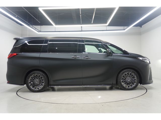 Lexus LM500h