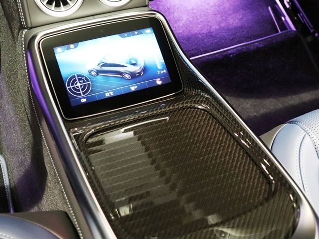 MERCEDES AMG GT 4DOOR coupe HYBRID