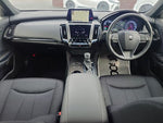 CROWN sedan hybrid