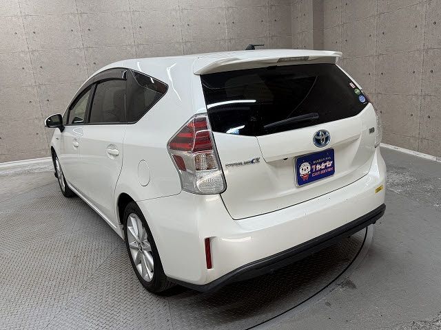 PRIUS Alpha