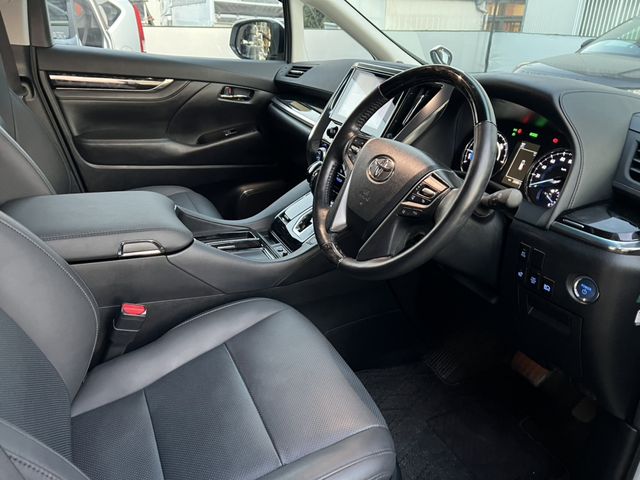 ALPHARD hybrid