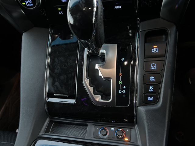 ALPHARD hybrid