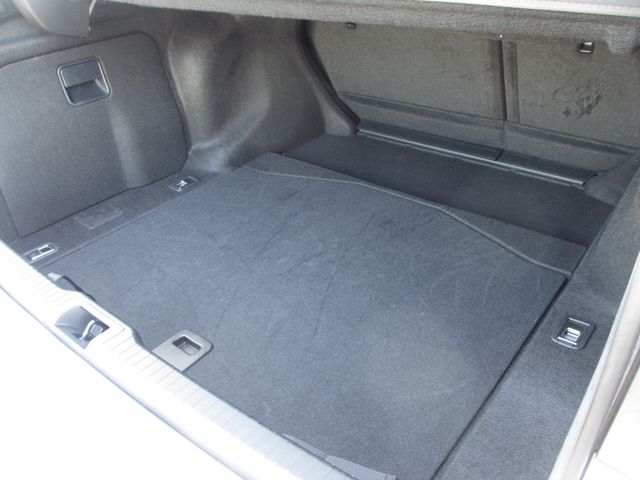 LEXUS IS300h