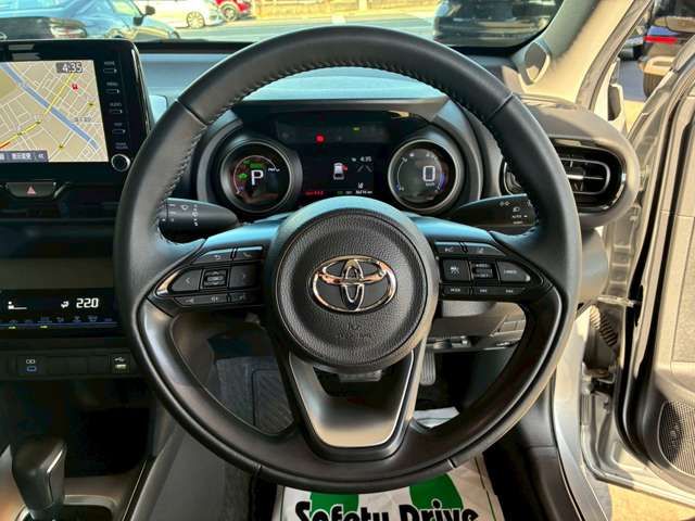 YARIS CROSS HYBRID