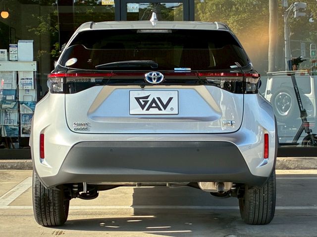 YARIS CROSS HYBRID