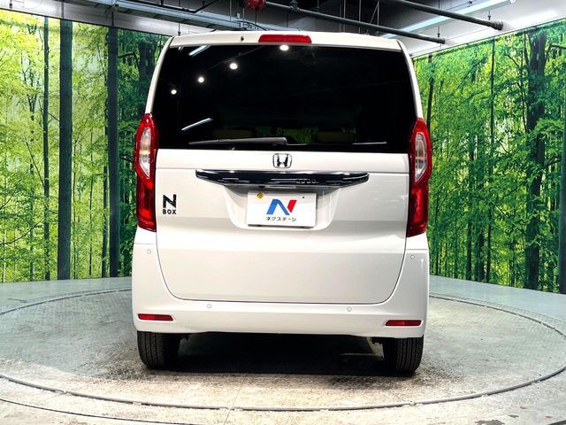 N BOX