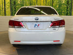 CROWN sedan hybrid