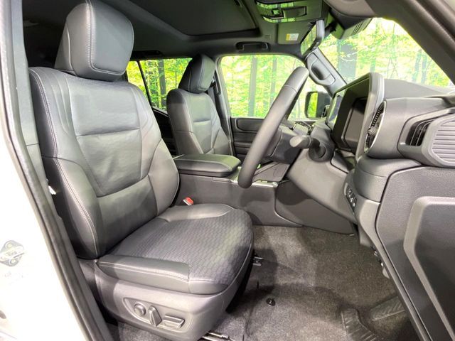 LANDCRUISER 250