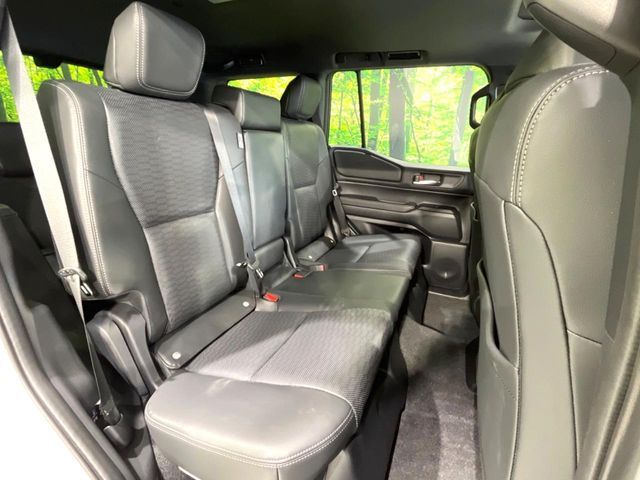 LANDCRUISER 250