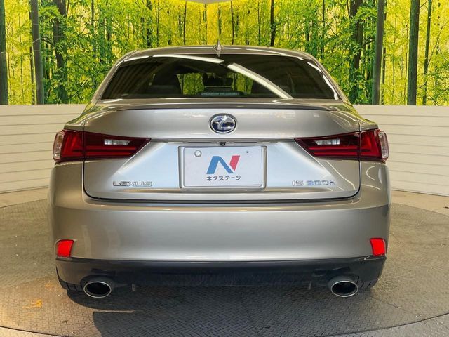 LEXUS IS300h